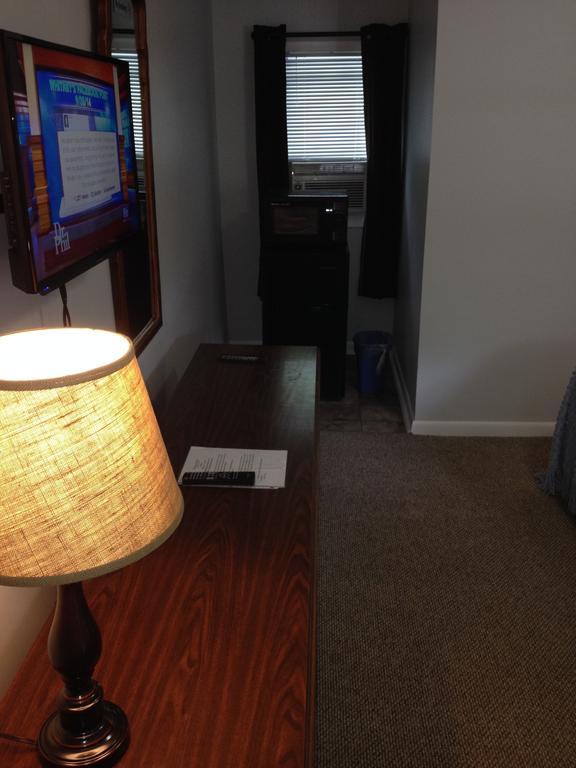Mcgregor Inn Motel Wilton Εξωτερικό φωτογραφία
