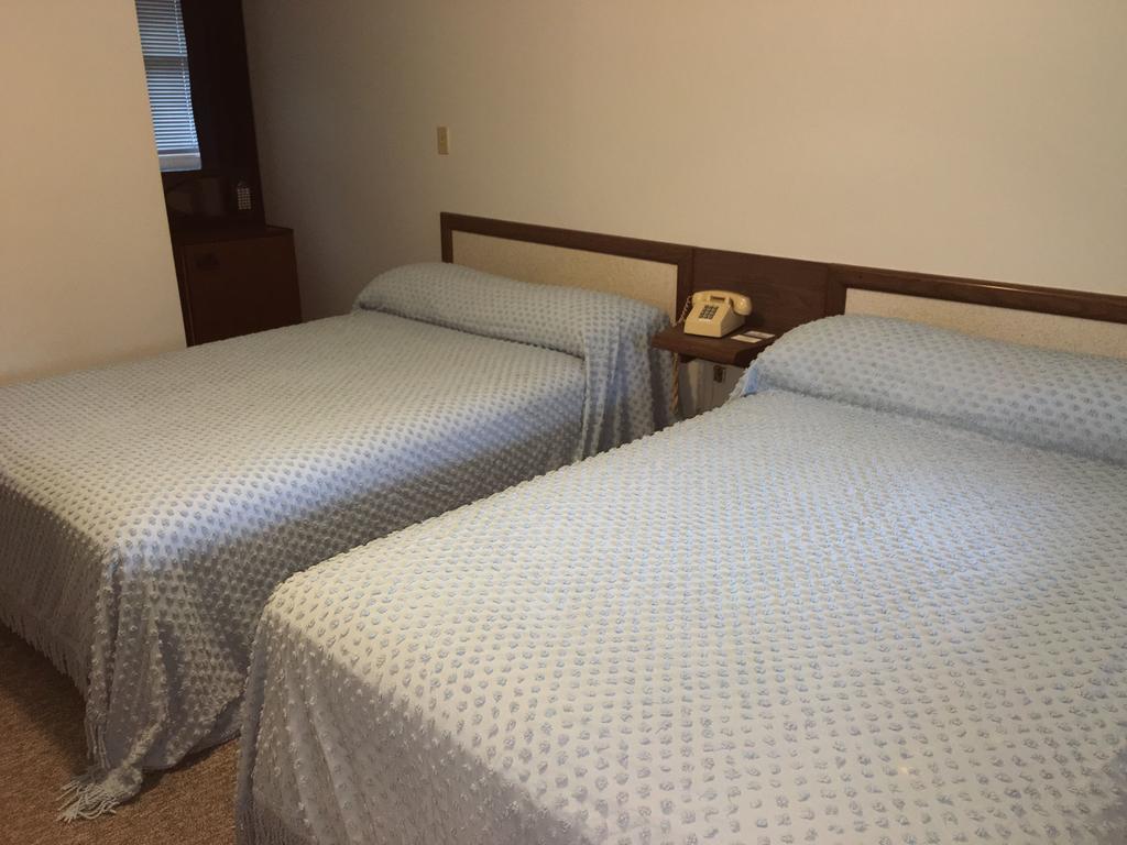 Mcgregor Inn Motel Wilton Εξωτερικό φωτογραφία